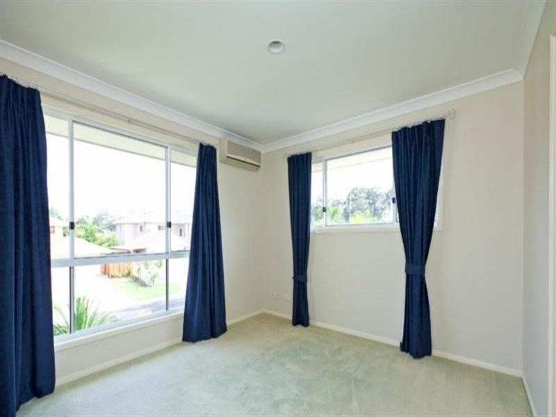 2 Sirocco Court, Raby Bay QLD 4163