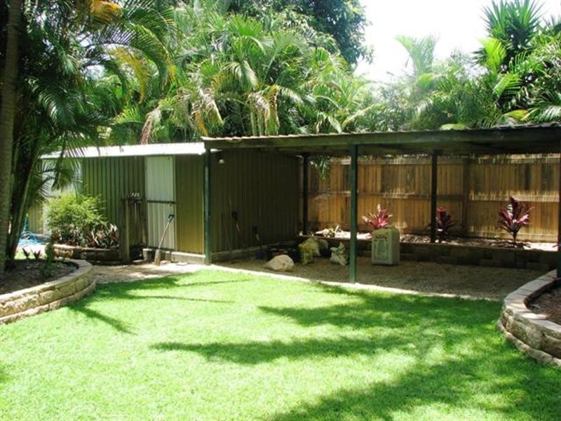 4 Currawong Drive, Birkdale QLD 4159