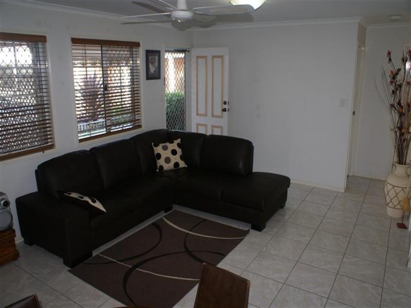 2/390 Birkdale Road, Wellington Point QLD 4160