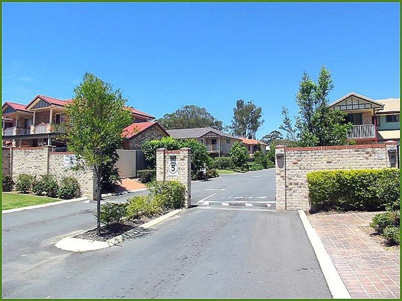 40/333 Colburn Avenue, Victoria Point QLD 4165