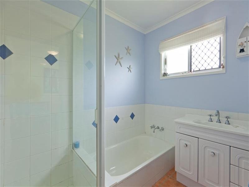 49 Frederick Street, Wellington Point QLD 4160