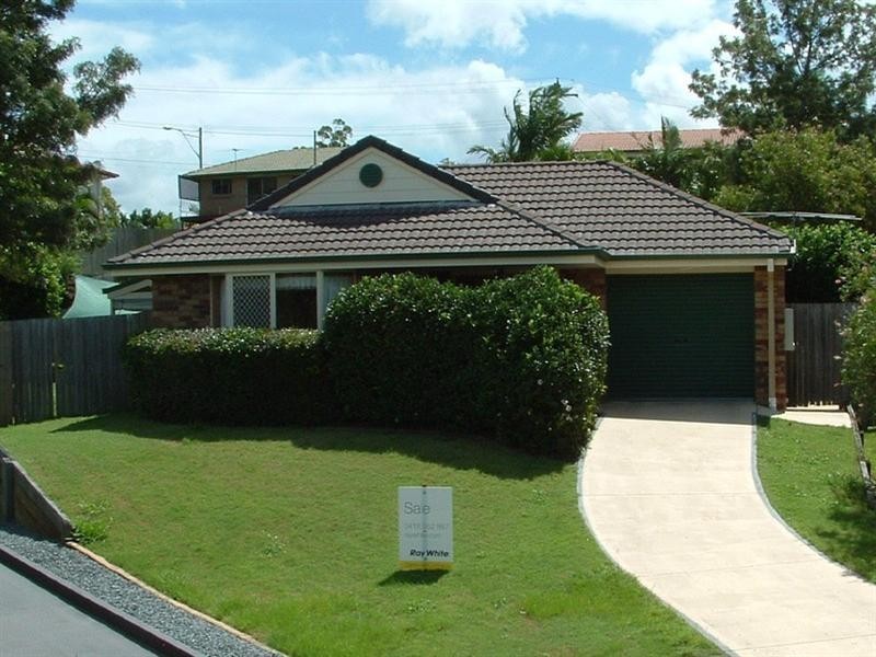 42 Cherry Street, Wellington Point QLD 4160