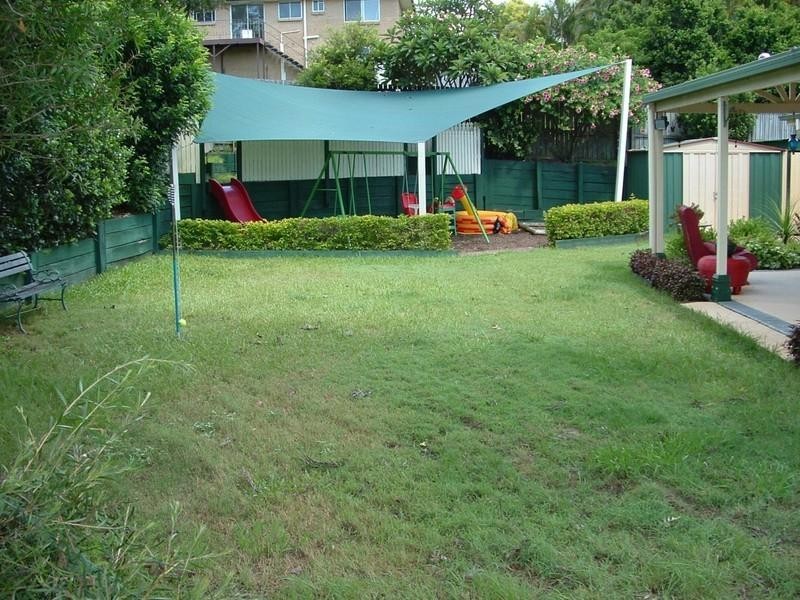 42 Cherry Street, Wellington Point QLD 4160