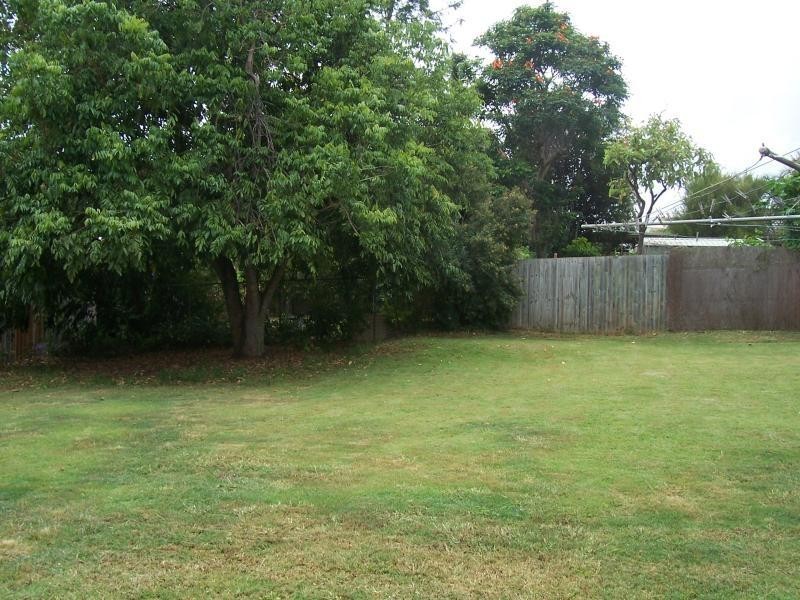11 Bayview Street, Wellington Point QLD 4160