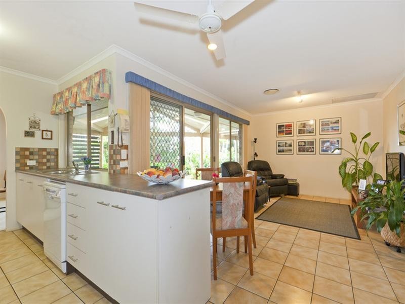 47 Agnes Street, Birkdale QLD 4159