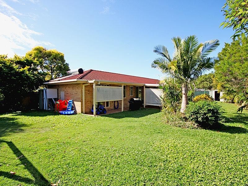 6 Euston Court, Wellington Point QLD 4160