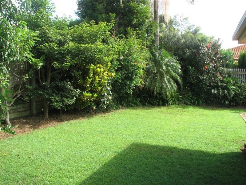 35 Manor Drive, Wellington Point QLD 4160