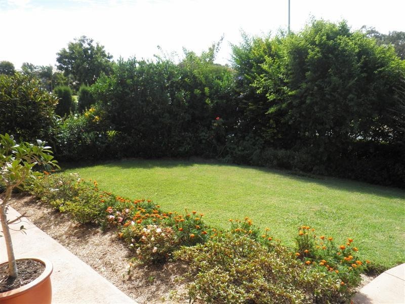 35 Manor Drive, Wellington Point QLD 4160