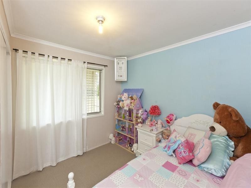 4 Wren Street, Birkdale QLD 4159