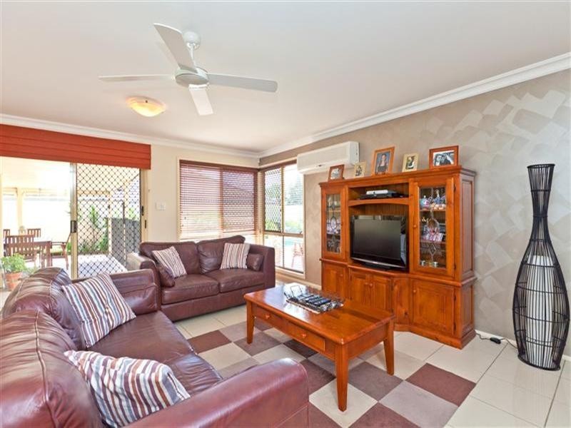 35 Trafalgar Vale Avenue, Wellington Point QLD 4160