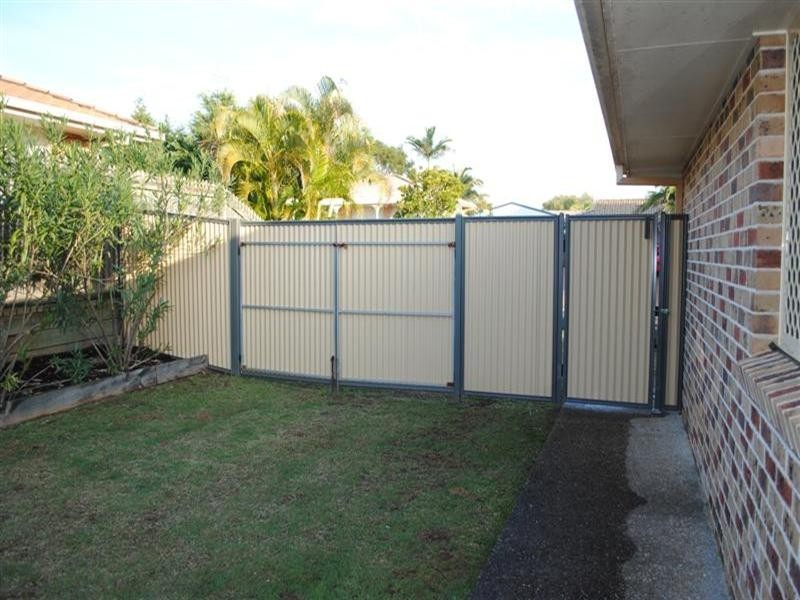 4 Turner Crescent, Wellington Point QLD 4160