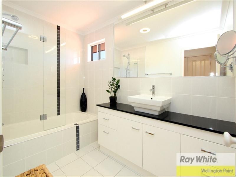 15 Macgregor Drive, Birkdale QLD 4159