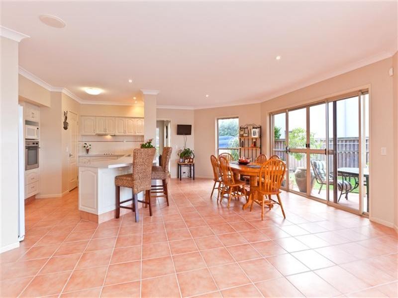73 Allan Day Drive, Wellington Point QLD 4160