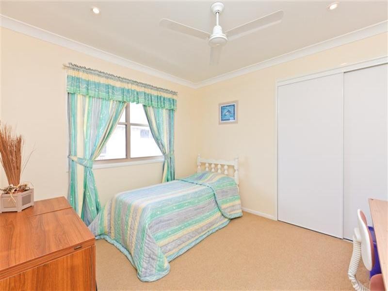 73 Allan Day Drive, Wellington Point QLD 4160