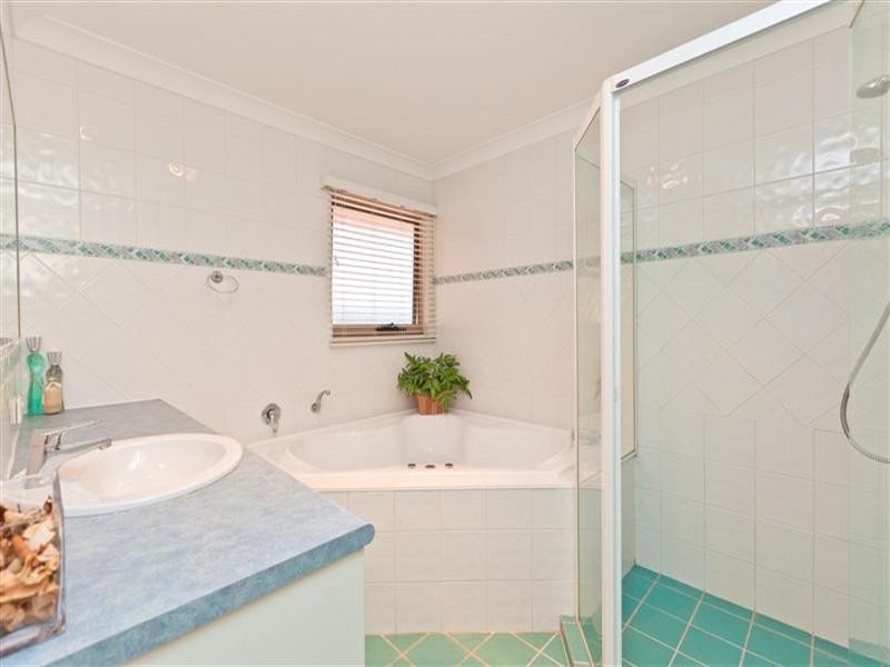 73 Allan Day Drive, Wellington Point QLD 4160