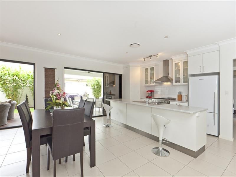 13 North Haven Place, Wellington Point QLD 4160