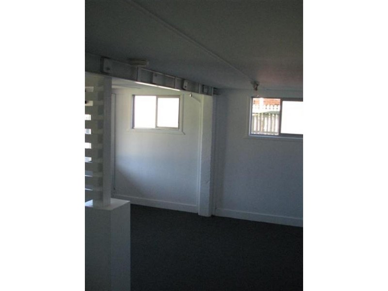 10 Agnes Street, Birkdale QLD 4159