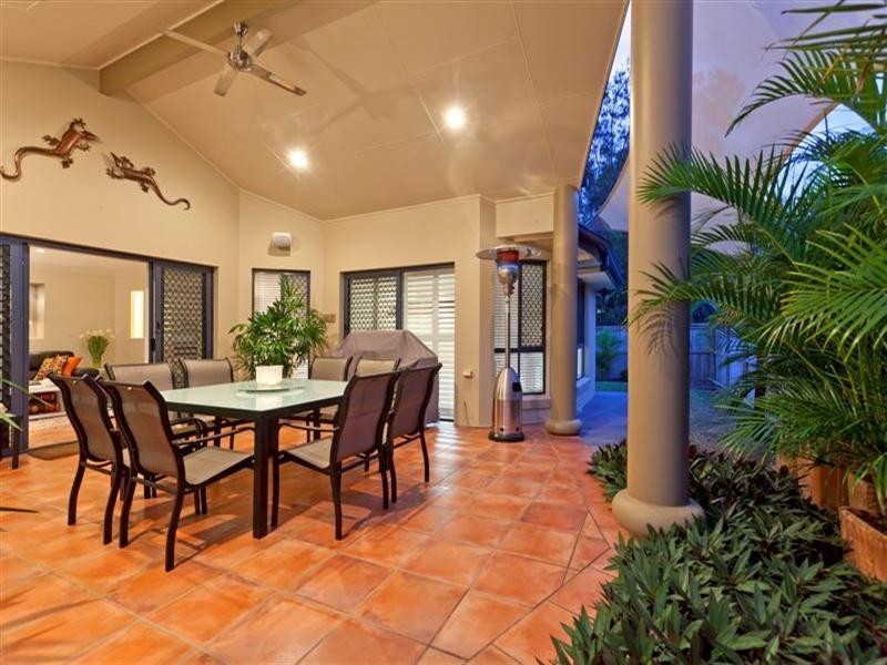 76 Allan Day Drive, Wellington Point QLD 4160