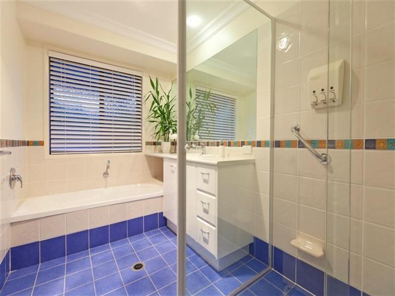 76 Allan Day Drive, Wellington Point QLD 4160