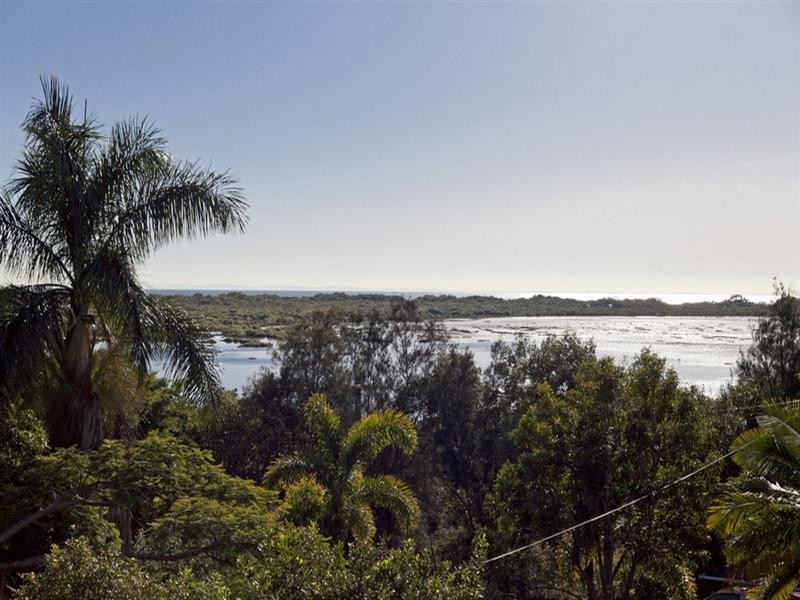 62 OConnell Parade, Wellington Point QLD 4160