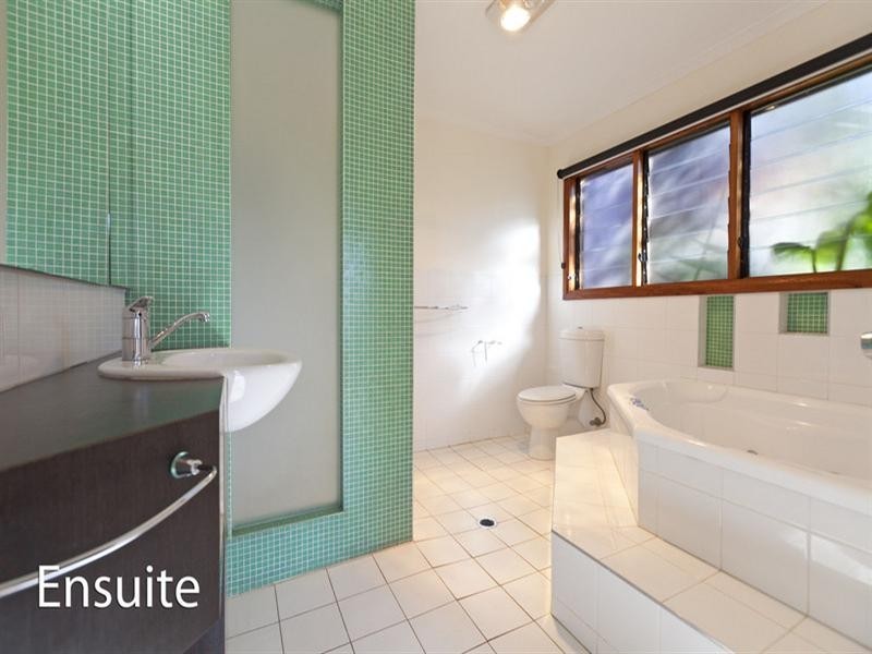 62 OConnell Parade, Wellington Point QLD 4160