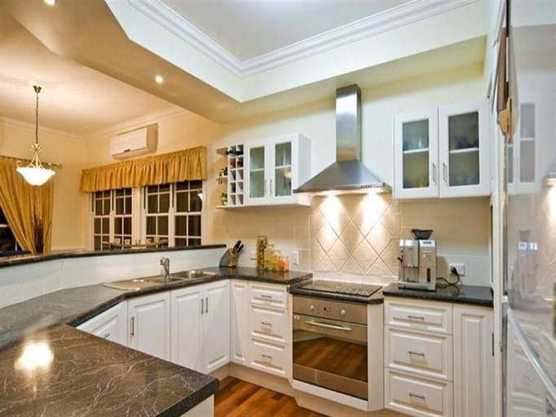 22 Buckland Street, Wellington Point QLD 4160