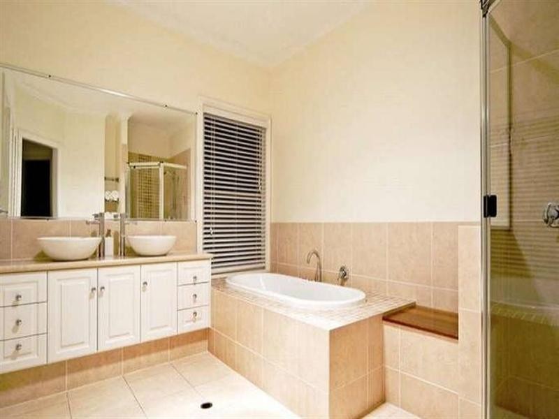 22 Buckland Street, Wellington Point QLD 4160