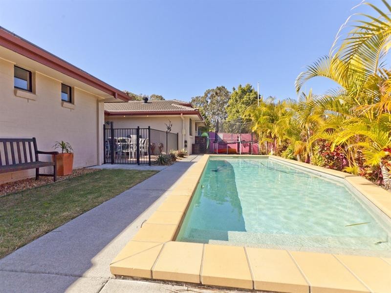 52 Hilliards Park Drive, Wellington Point QLD 4160