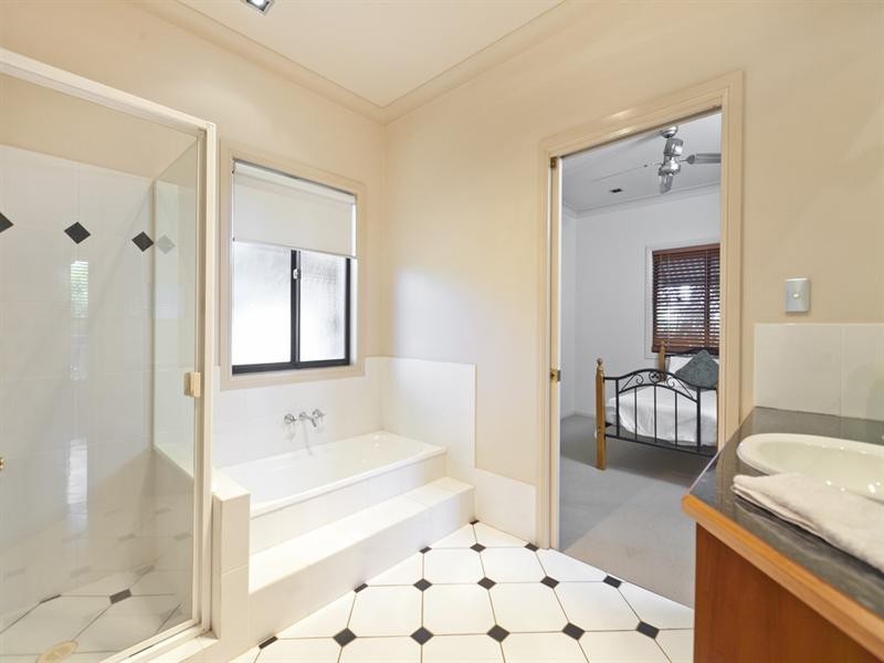 17 Fletcher Terrace, Ormiston QLD 4160