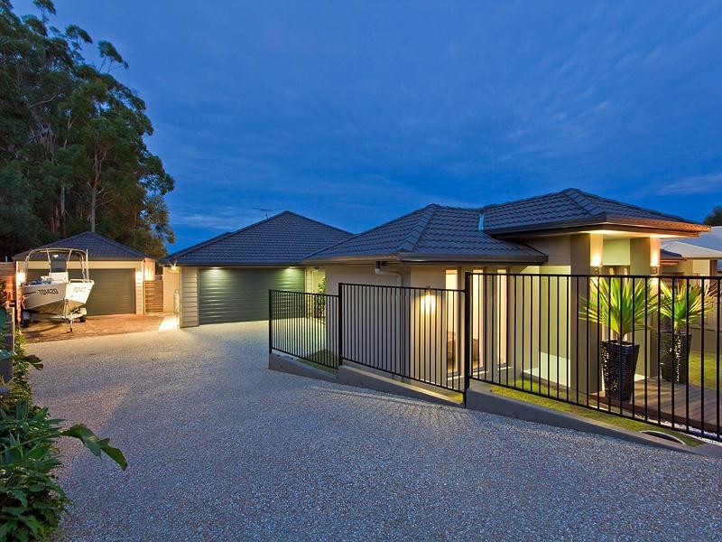 3 Kelby Close, Redland Bay QLD 4165