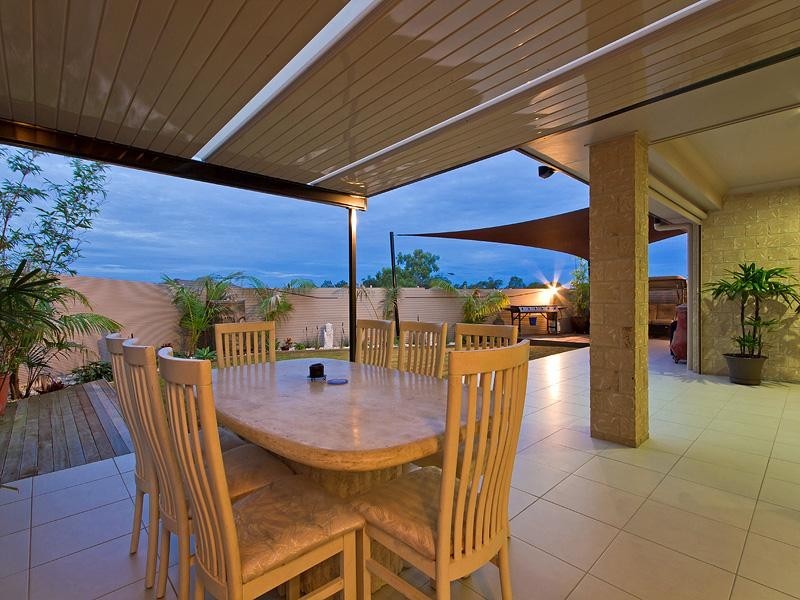 3 Kelby Close, Redland Bay QLD 4165