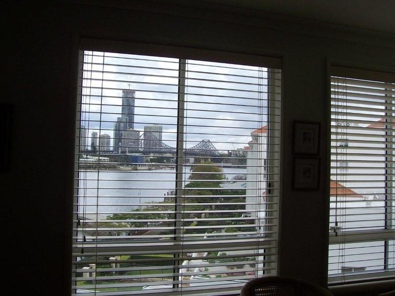 8/6 Merthyr Road, New Farm QLD 4005