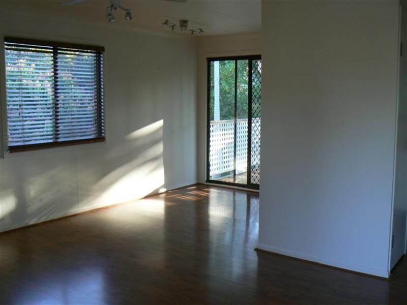 12 Leslie Street, Capalaba QLD 4157