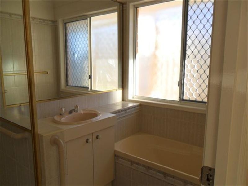 53 Agnes Street, Birkdale QLD 4159