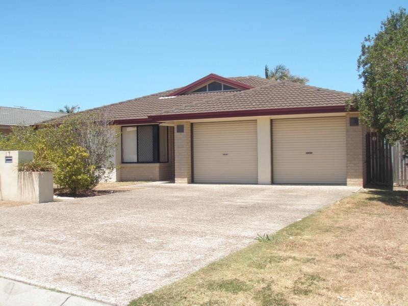 17 Remo Place, Birkdale QLD 4159