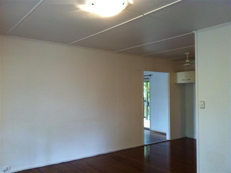 61 Valentine Road, Birkdale QLD 4159