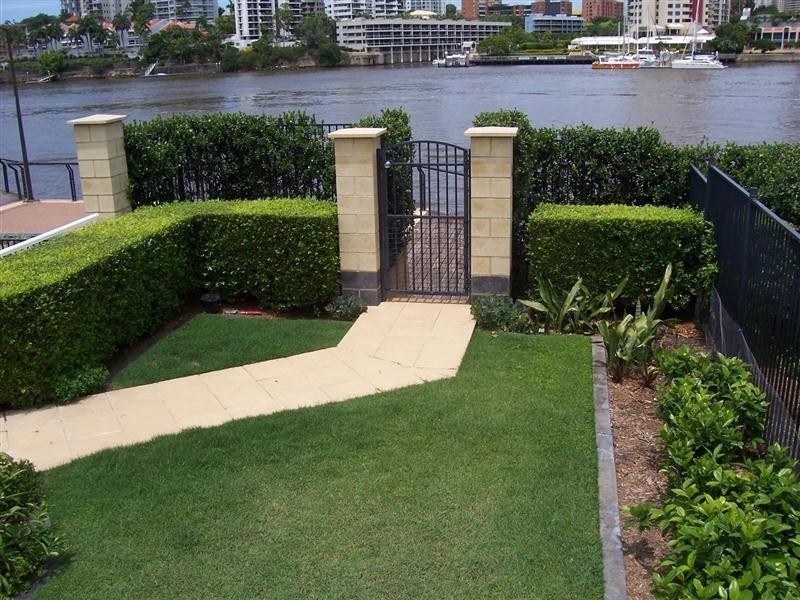 9/6 Merthyr Road, New Farm QLD 4005