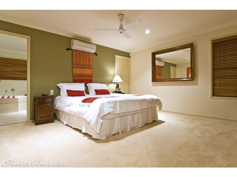 47 Dorsal Drive, Birkdale QLD 4159