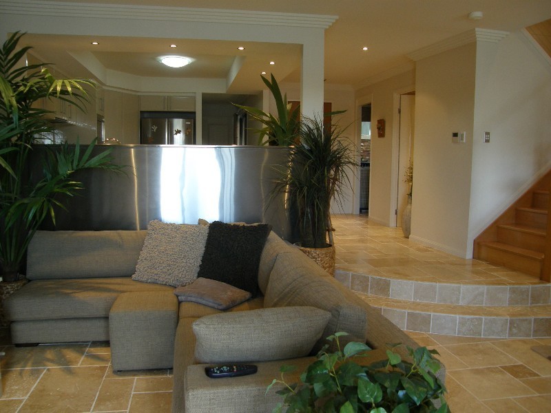 6 Harbourview Court, Raby Bay QLD 4163