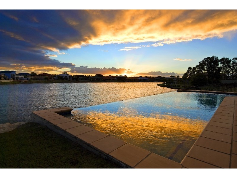 34 King Island Drive, Wellington Point QLD 4160