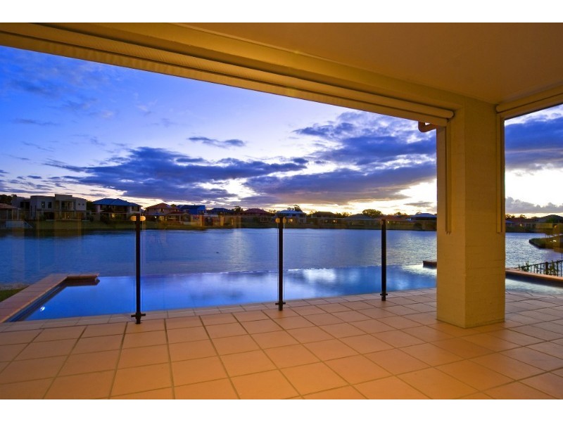 34 King Island Drive, Wellington Point QLD 4160