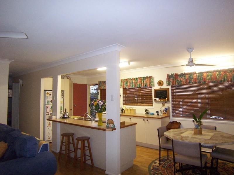 105 Railway Parade, Thorneside QLD 4158