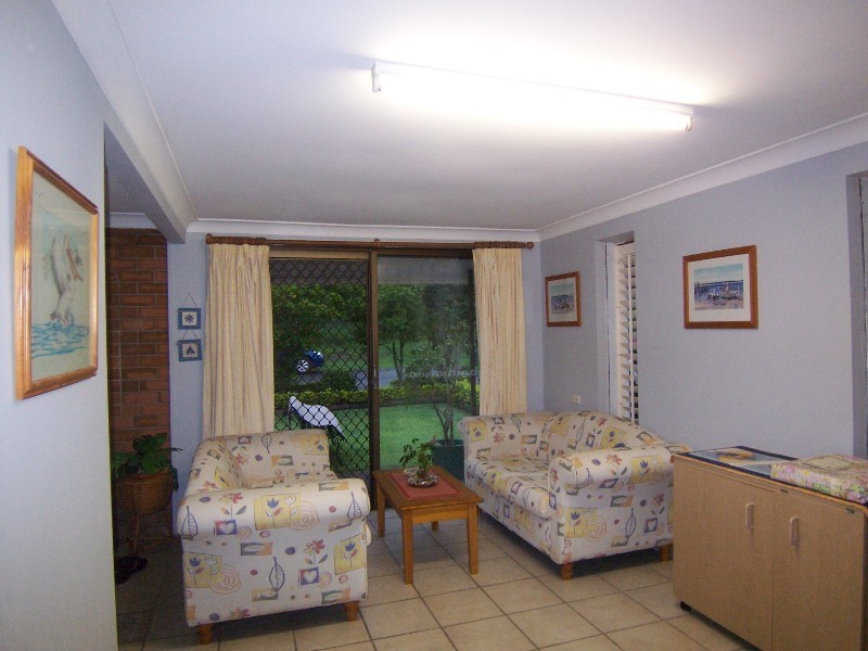 105 Railway Parade, Thorneside QLD 4158