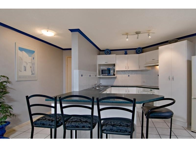 1 Surf Side On The Beach 145 Lowanna Drive, Buddina QLD 4575