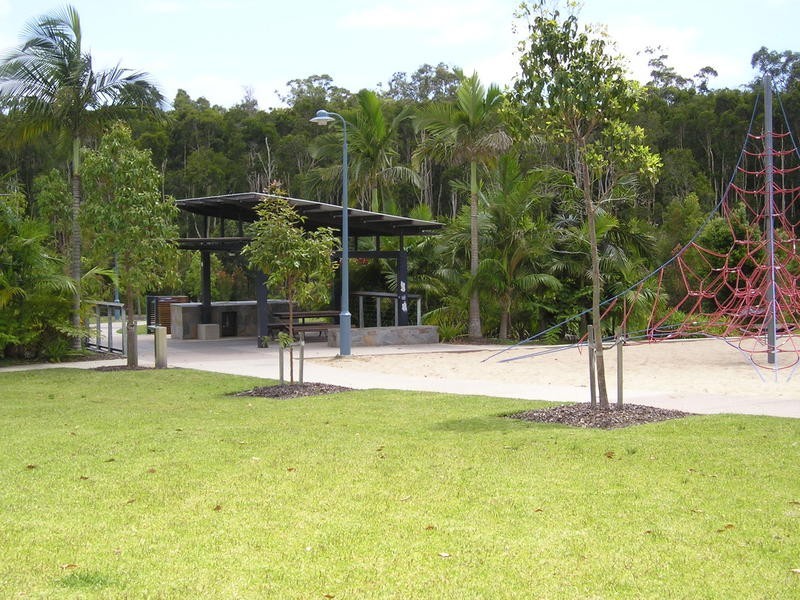 1 Bolwarra Place, Meridan Plains QLD 4551