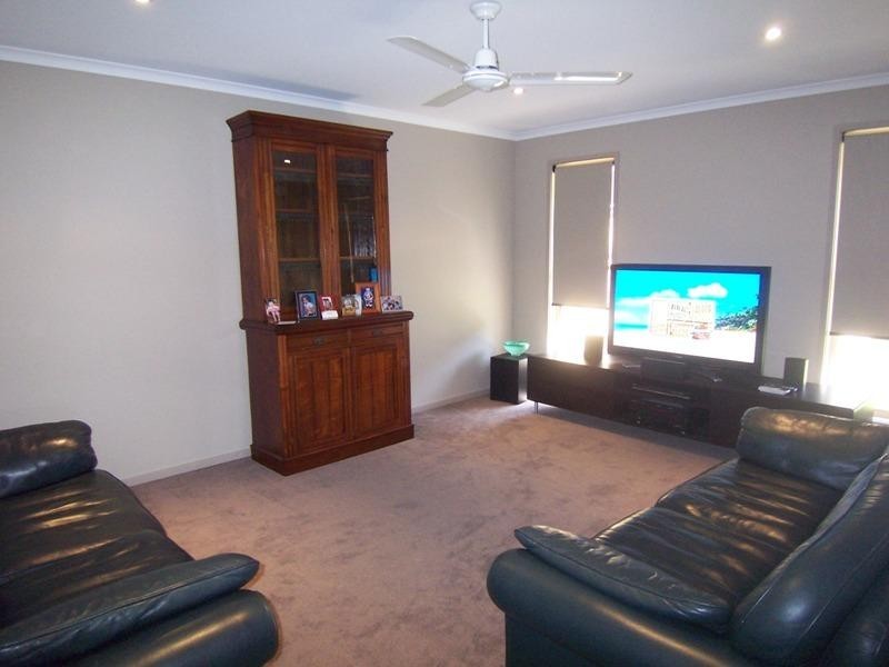 Little Mountain QLD 4551