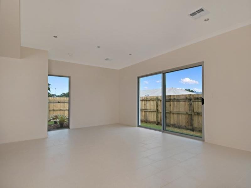 2 Tamarind Street, Meridan Plains QLD 4551