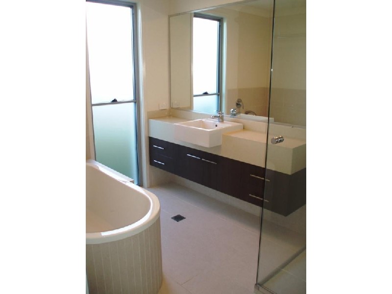 2 Tamarind Street, Meridan Plains QLD 4551