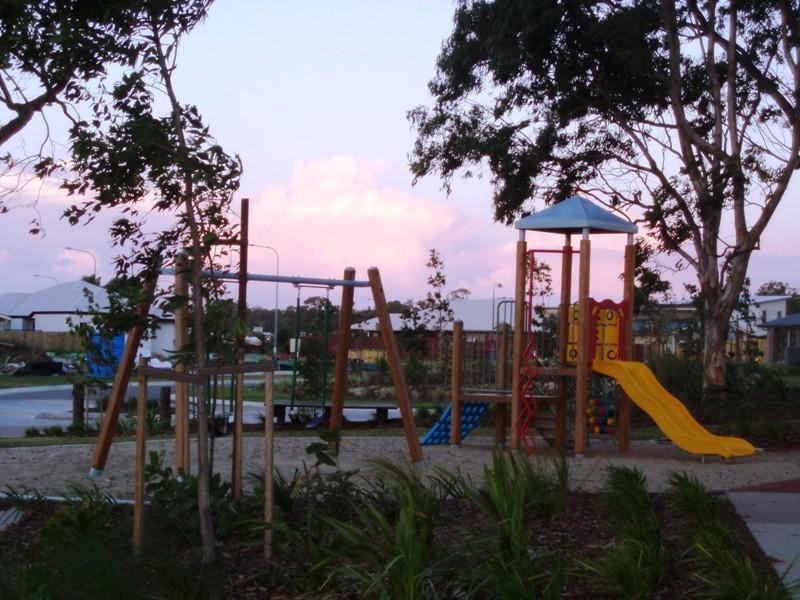 2 Tamarind Street, Meridan Plains QLD 4551