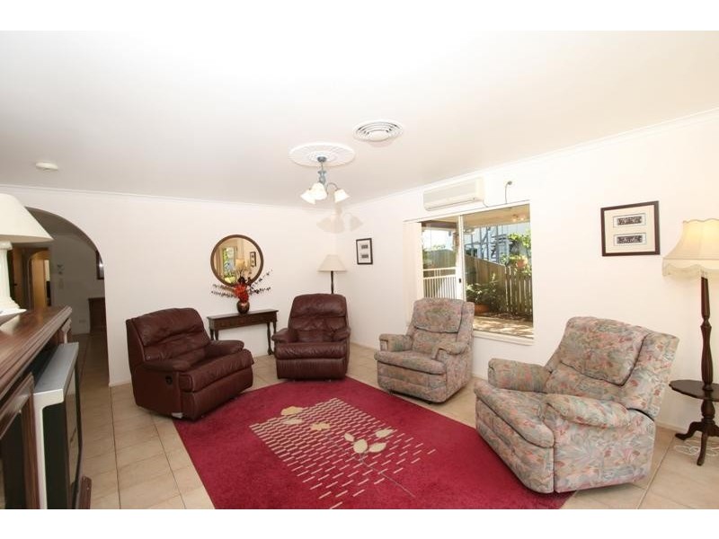 4 Flinders Street, Currimundi QLD 4551